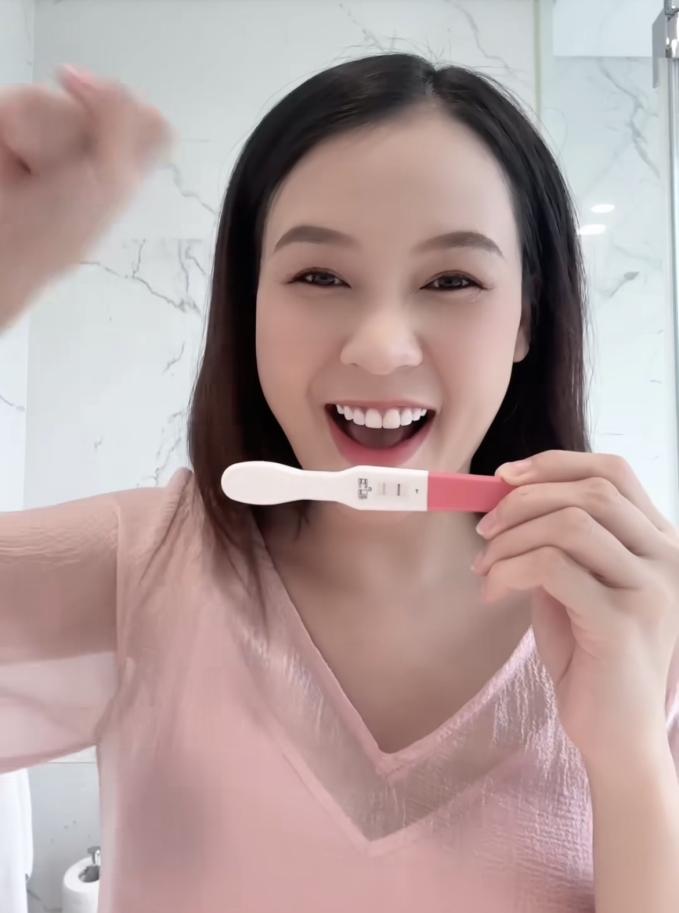 Bị nhắc bầu vượt mặt vẫn mang giày cao gót, Sam vội lên tiếng cầu xin một điều này!-1