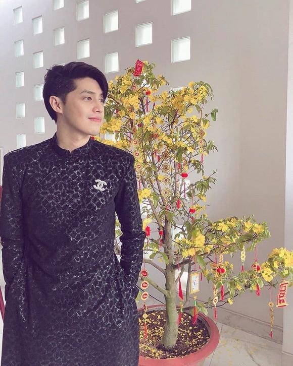 Chàng trai đặc biệt bên Mai Phương Thúy: Ở nhà 22 tỷ, có tháng kiếm hơn 1 tỷ-2