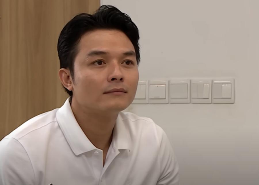 ‘Soái ca đến muộn’ tiết lộ thuở mới vào nghề bị gạ tình trong quán bar-1