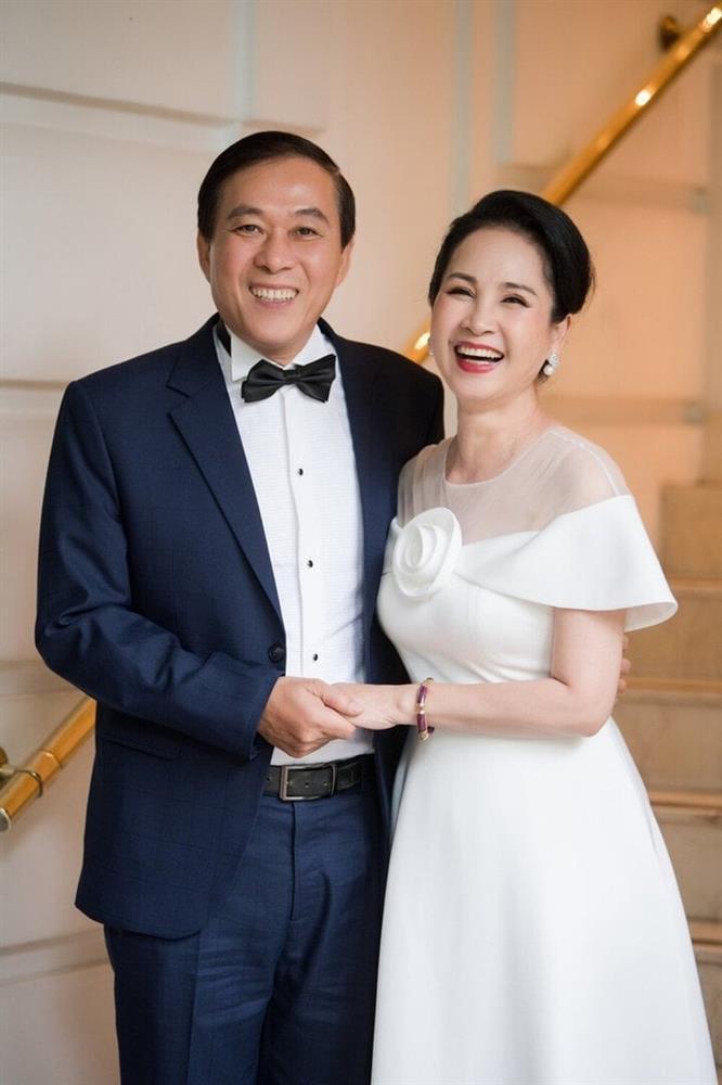 NSND Lan Hương nói gì khi chồng trượt danh hiệu NSND vì đơn thư khiếu nại?-3