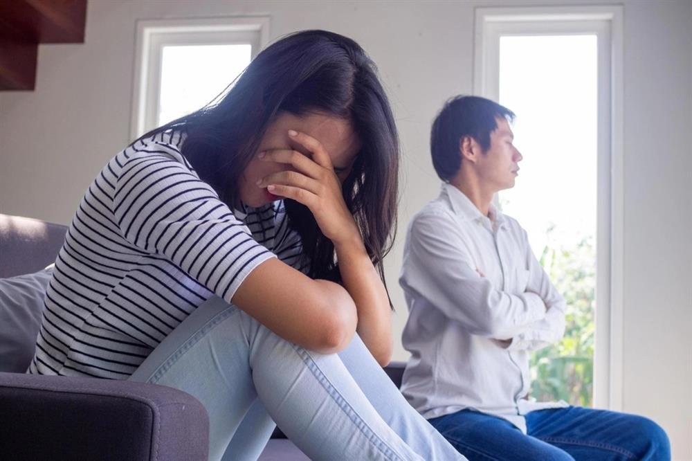 Nghẹn đắng với kết quả ADN chồng đem về sau 8 năm đi làm xa-1