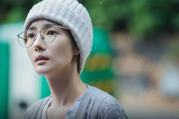 Vẻ nóng bỏng của nữ diễn viên gốc Việt nổi tiếng tại Thái Lan-11