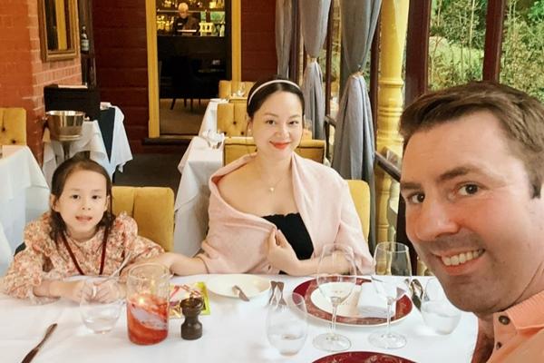 Hôn nhân đời thực của diễn viên VFC: Lan Phương hạnh phúc vì được ông xã thấu hiểu, mẹ chồng yêu thương-9