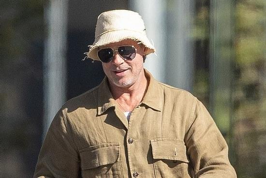 Brad Pitt giữa ồn ào bị Pax Thiên chỉ trích