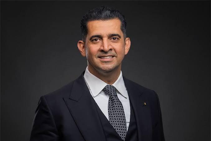 Triệu phú Iran muốn mua lại cuộc thi Hoa hậu Hoàn vũ-1