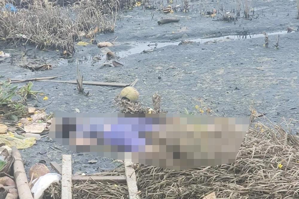 Thi thể người phụ nữ trôi dạt trên sông ở TPHCM-1