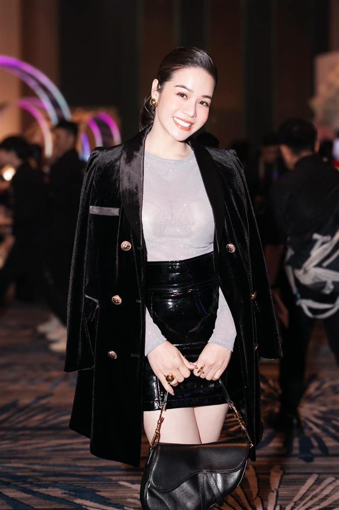 Nhật Kim Anh diện váy cúp tôn vòng 1, gợi cảm nhất từ trước đến nay?-6