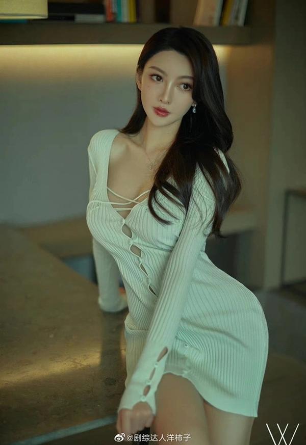 Huỳnh Hiểu Minh nối lại tình xưa với hot girl, lộ ảnh hẹn hò-4