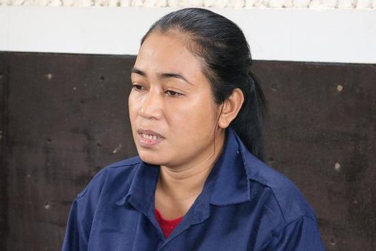 Vợ tổ chức nhậu với bạn tại nhà, chém chồng tử vong bằng hàng chục nhát dao