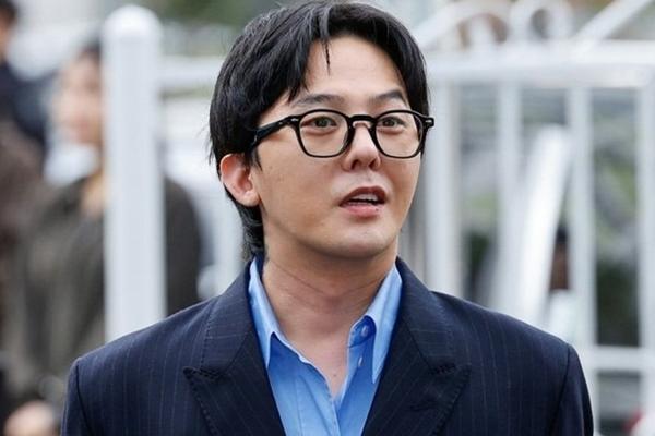 Mỹ nhân khiến G-Dragon bị khởi tố, tài tử Ký Sinh Trùng mất sự nghiệp-6