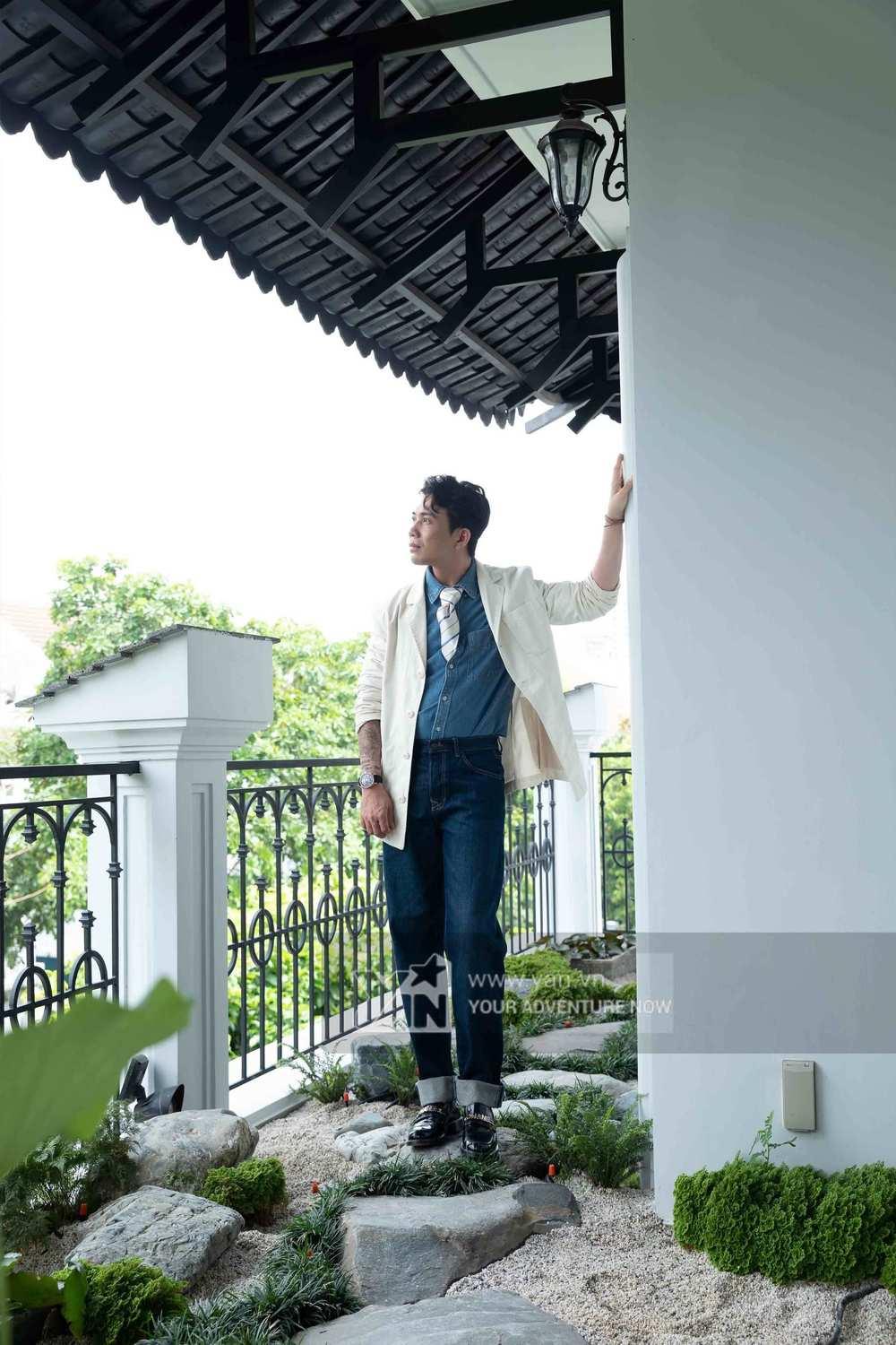 Căn phòng xa hoa lần đầu được chia sẻ trong biệt thự ở tạm của đại gia Minh Nhựa-3