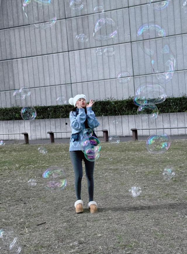 Phương Oanh lần đầu lộ diện cùng Shark Bình khi mang thai đôi, vóc dáng bà bầu 4 tháng khiến fan ngạc nhiên-4