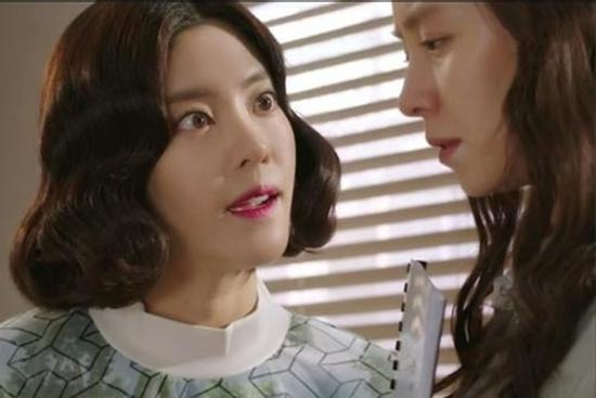 Gặp lại chị chồng cũ, nghe tiết lộ của chị ấy tôi hối hận vô cùng khi đã ly hôn chồng