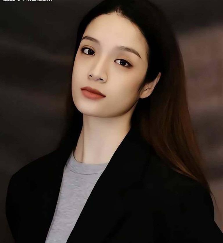 Nữ diễn viên múa nổi tiếng đột ngột qua đời ở tuổi 21-1