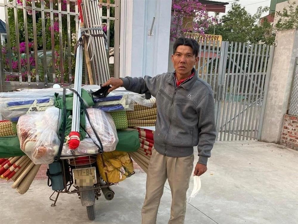 Người đàn ông bán chiếu bị mất ví và cái kết bất ngờ từ cộng đồng mạng-2