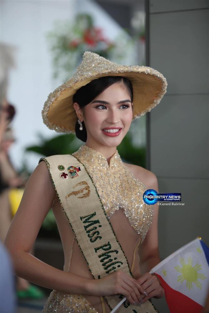 Người đẹp Philippines mặc áo dài xuyên thấu sang Việt Nam thi hoa hậu-1