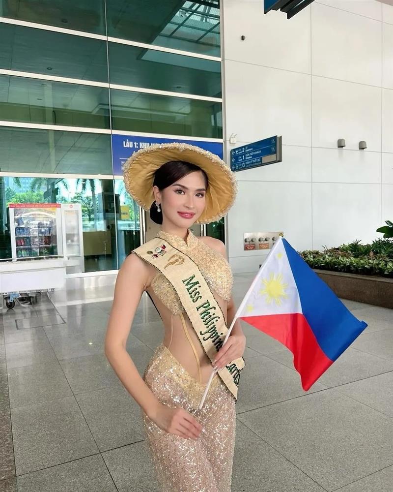 Người đẹp Philippines mặc áo dài xuyên thấu sang Việt Nam thi hoa hậu-3