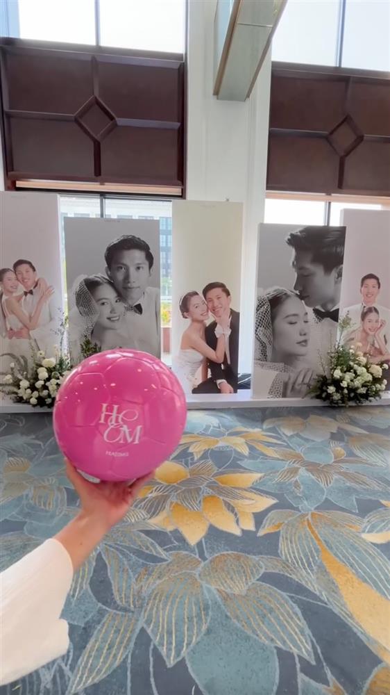 Hé lộ lễ đường đám cưới Đoàn Văn Hậu tại Hà Nội, bố Doãn Hải My tập dượt dắt con gái trao cho chàng rể-3