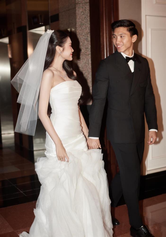 Không gian tiệc cưới như vườn địa đàng của Doãn Hải My và Đoàn Văn Hậu-11