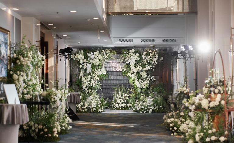 Không gian tiệc cưới như vườn địa đàng của Doãn Hải My và Đoàn Văn Hậu-2