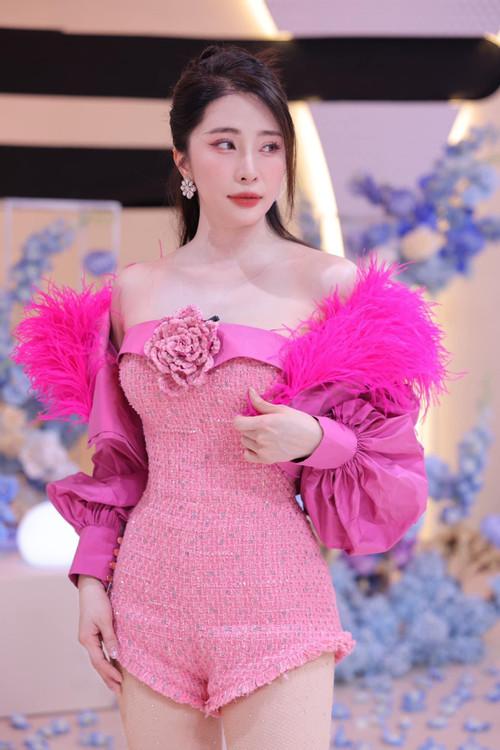 Quỳnh Nga chấn thương, bầm dập thi Chị Đẹp Đạp Gió Rẽ Sóng-2