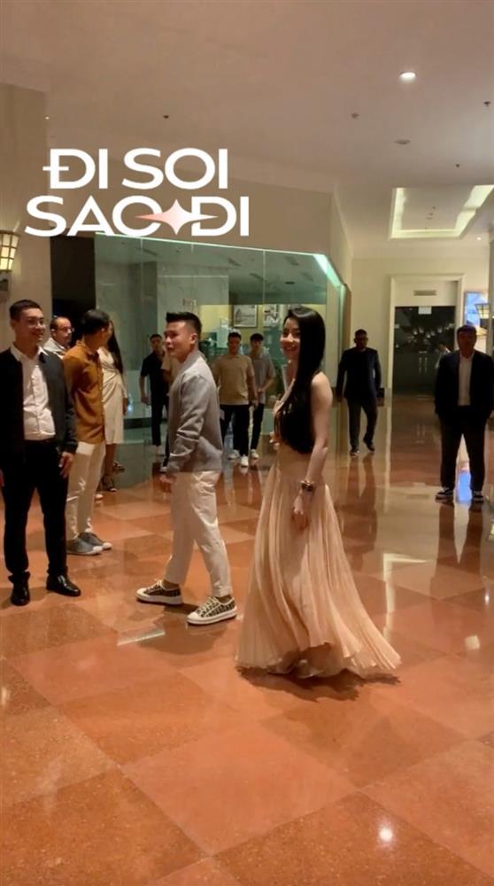 Quang Hải không nắm tay Chu Thanh Huyền khi dự đám cưới Hậu My nhưng công khai gọi bằng 2 từ đặc biệt-2