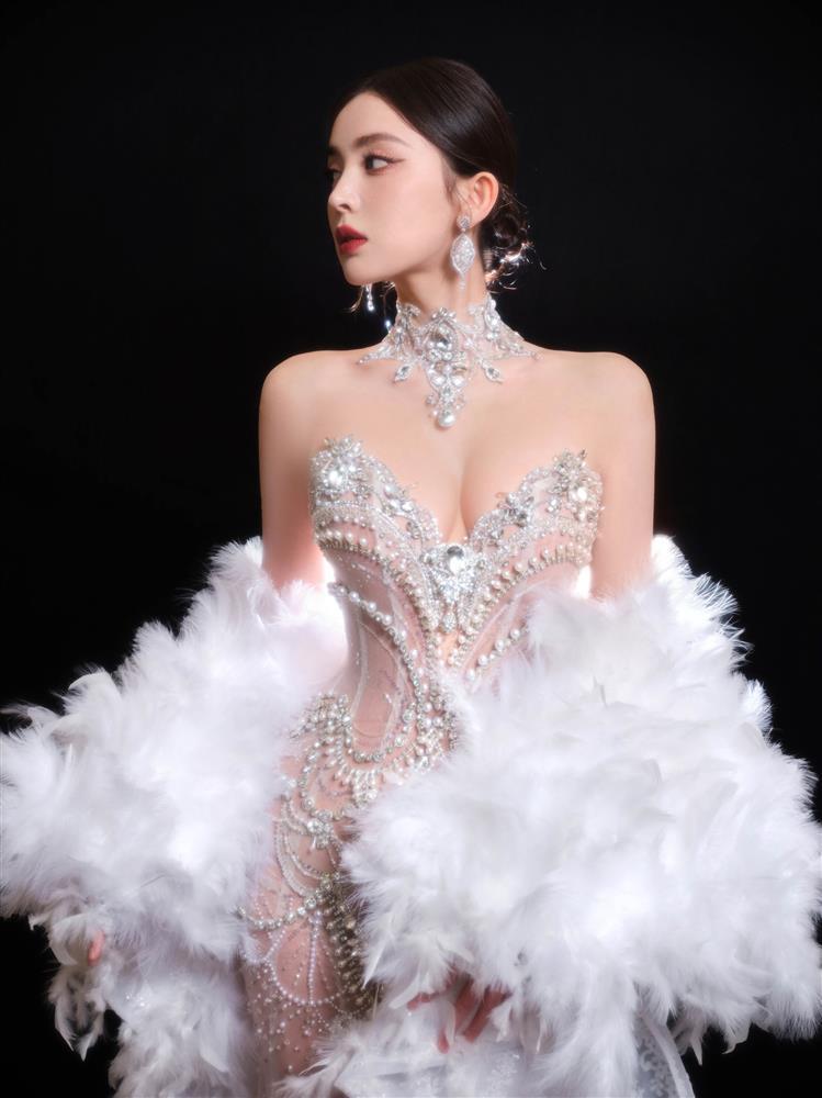 Địch Lệ Nhiệt Ba và 3 lần thua Cổ Lực Na Trát-3