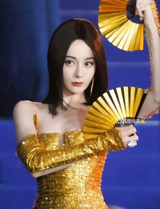 Địch Lệ Nhiệt Ba và 3 lần thua Cổ Lực Na Trát-8