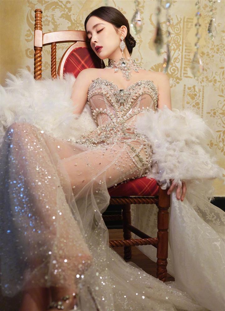 Địch Lệ Nhiệt Ba và 3 lần thua Cổ Lực Na Trát-22