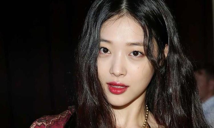 Nhiều nghệ sĩ Việt đang rơi vào trầm cảm-6