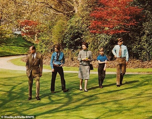 Hình ảnh chưa công bố về Nữ hoàng Elizabeth-7