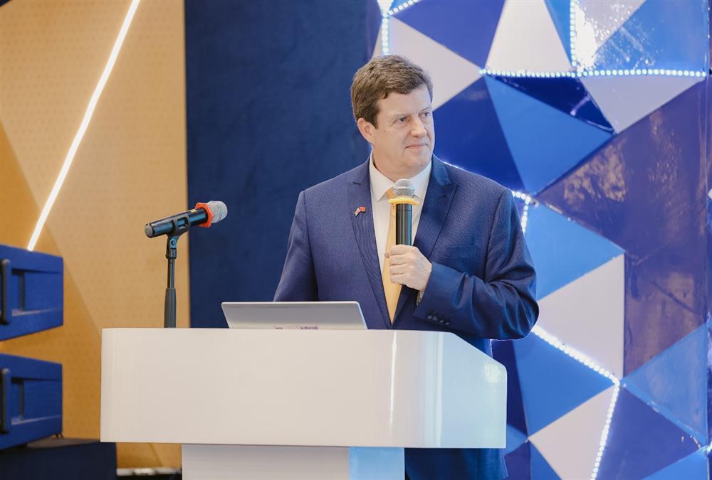 BUV công bố chương trình đào tạo mới và quỹ học bổng 87 tỷ đồng-1