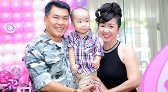 Sao nam cùng cảnh cha già con mọn: Đức Huy lên chức tuổi 70, Thương Tín miệt mài nuôi con nhỏ-7