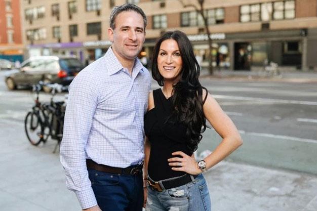 Bạn đời của các triệu phú và tỉ phú có 5 đặc điểm chung, giàu có, xinh đẹp không nằm trong số đó-1