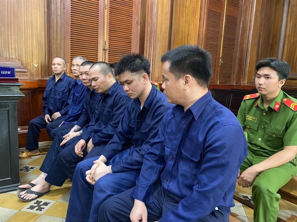 Rủ bạn trộm két sắt của sếp-1