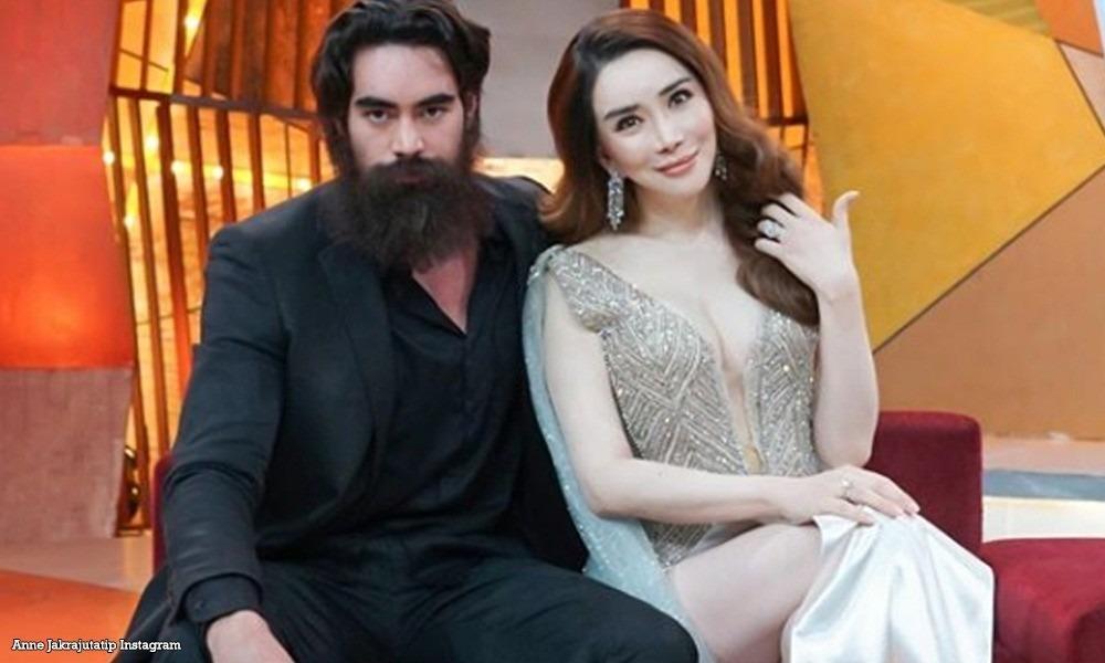 Nữ tỷ phú Hoa hậu Hoàn vũ bị bạn trai cũ công kích-2