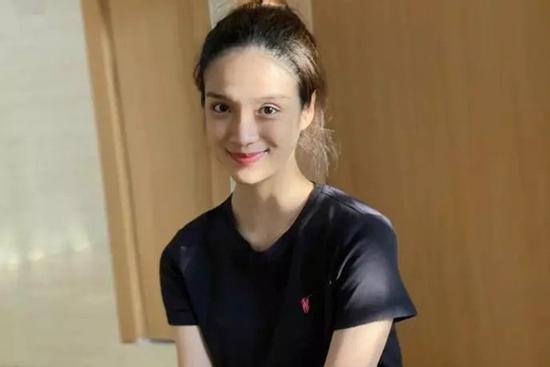 Xót xa lời kể của bạn học về cái chết của nữ diễn viên múa 21 tuổi