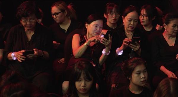 Chị đẹp tiếp tục gây tranh cãi vì loại ca sĩ Yến Trang, giữ người hát kém-2