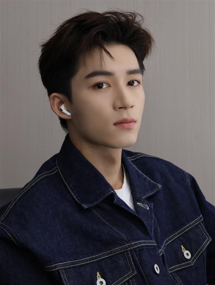 Nam thần cổ trang sinh năm 2002 đang khiến hàng triệu khán giả thương nhớ là ai?-3