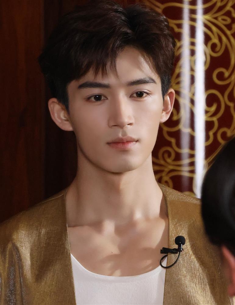 Nam thần cổ trang sinh năm 2002 đang khiến hàng triệu khán giả thương nhớ là ai?-7