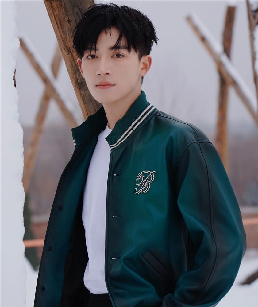 Nam thần cổ trang sinh năm 2002 đang khiến hàng triệu khán giả thương nhớ là ai?-8