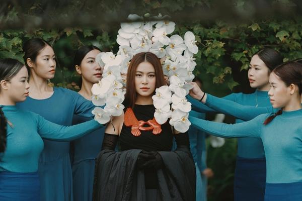 Hoàng Thùy Linh và Đen Vâu hát về hạnh phúc trong tình yêu-2