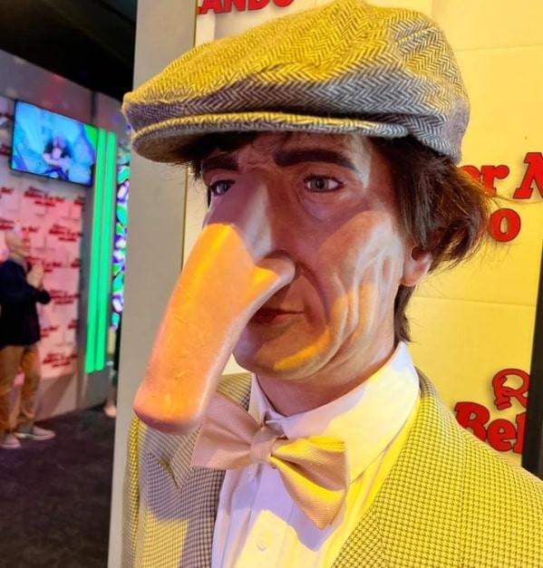 Cuộc đời bí ẩn của người đàn ông có chiếc mũi dài nhất thế giới-1