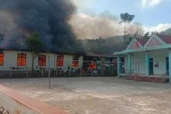 Bộ trưởng Giáo dục gửi thư chia buồn với nạn nhân tử vong trong vụ cháy trường