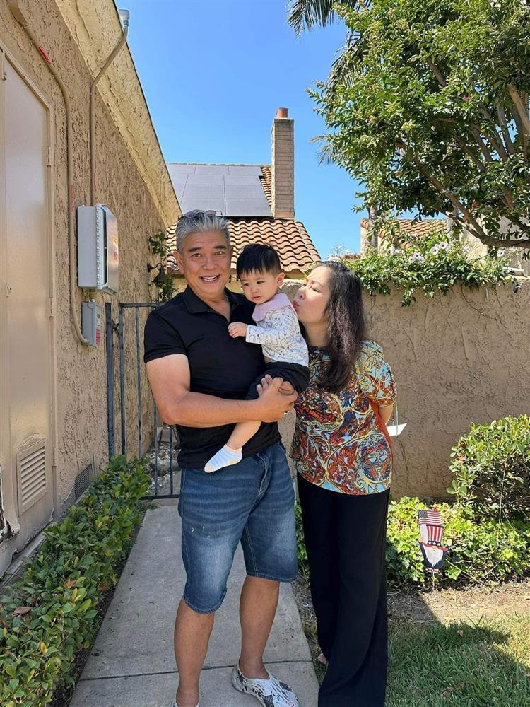 NSND Hồng Vân sau khi thay đổi sắc vóc: Tự tin yêu đời, được chồng khen trẻ-1