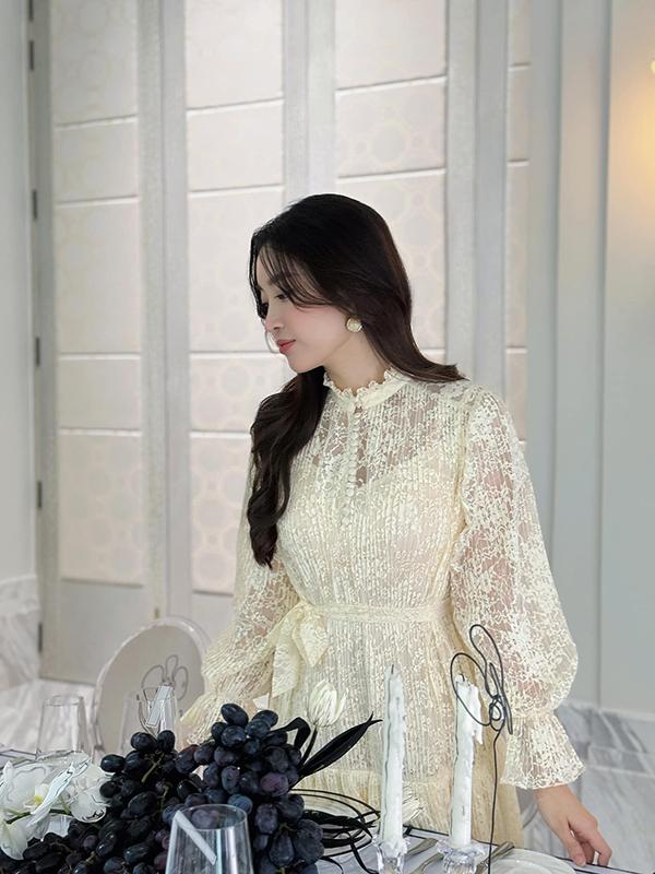 Chồng Hoa hậu Đỗ Mỹ Linh bóc phốt hình ảnh xinh đẹp của vợ trên mạng xã hội-2