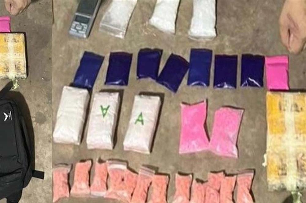 Hai chị em họ rủ nhau đi buôn ma túy-2