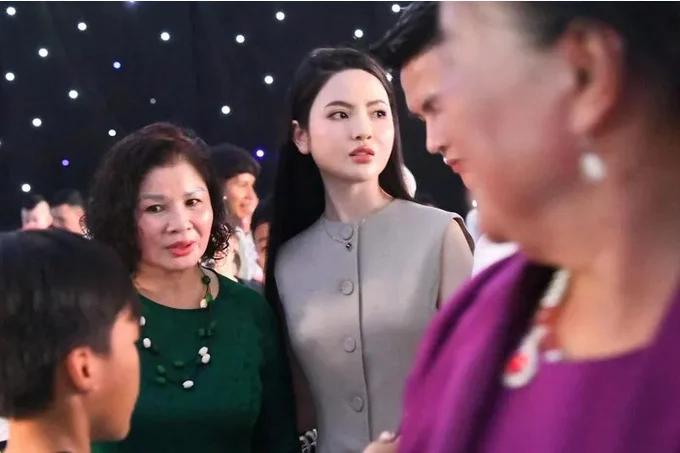 Quang Hải và Chu Thanh Huyền được khen có tướng phu thê nhờ chi tiết này-1