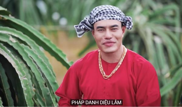 Mượn cớ chỉ để vui, Lê Dương Bảo Lâm liên tục ra các sản phẩm nhảm-1