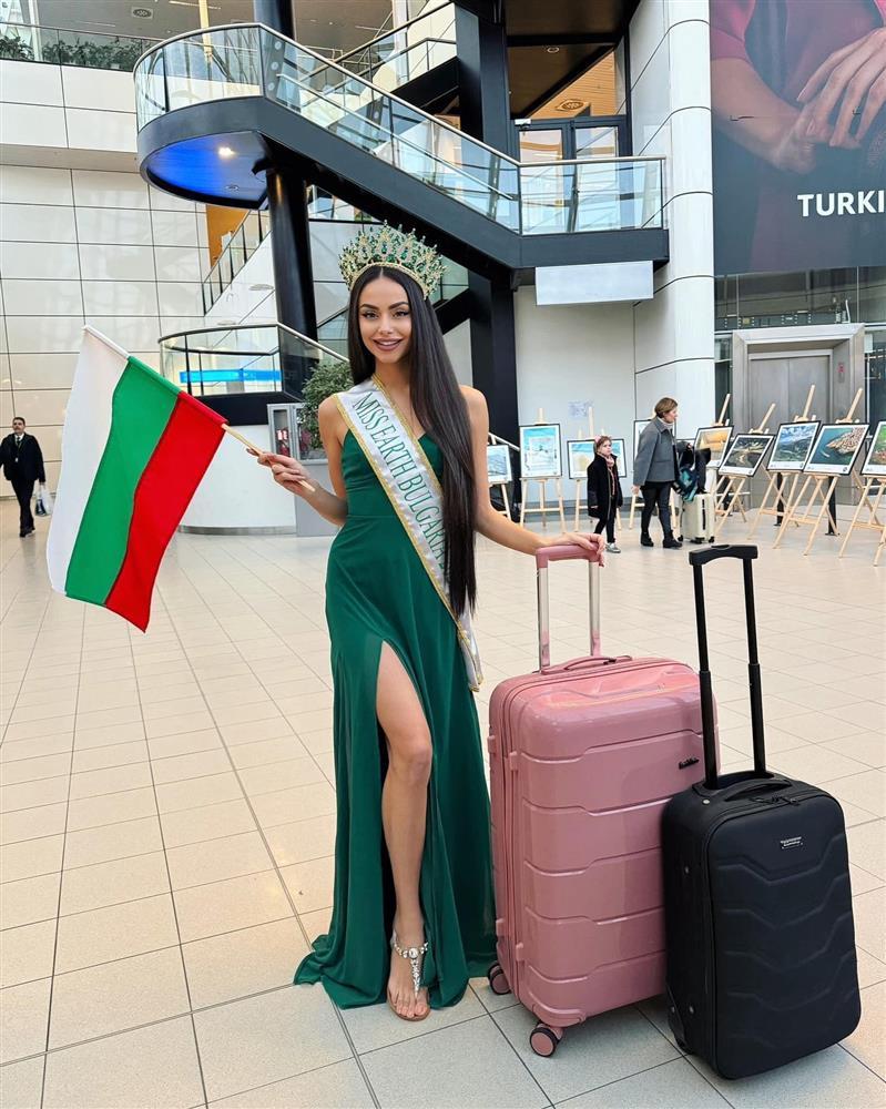 Người đẹp Mỹ mặc trang phục lạ mắt sang Việt Nam thi Hoa hậu Trái Đất-11